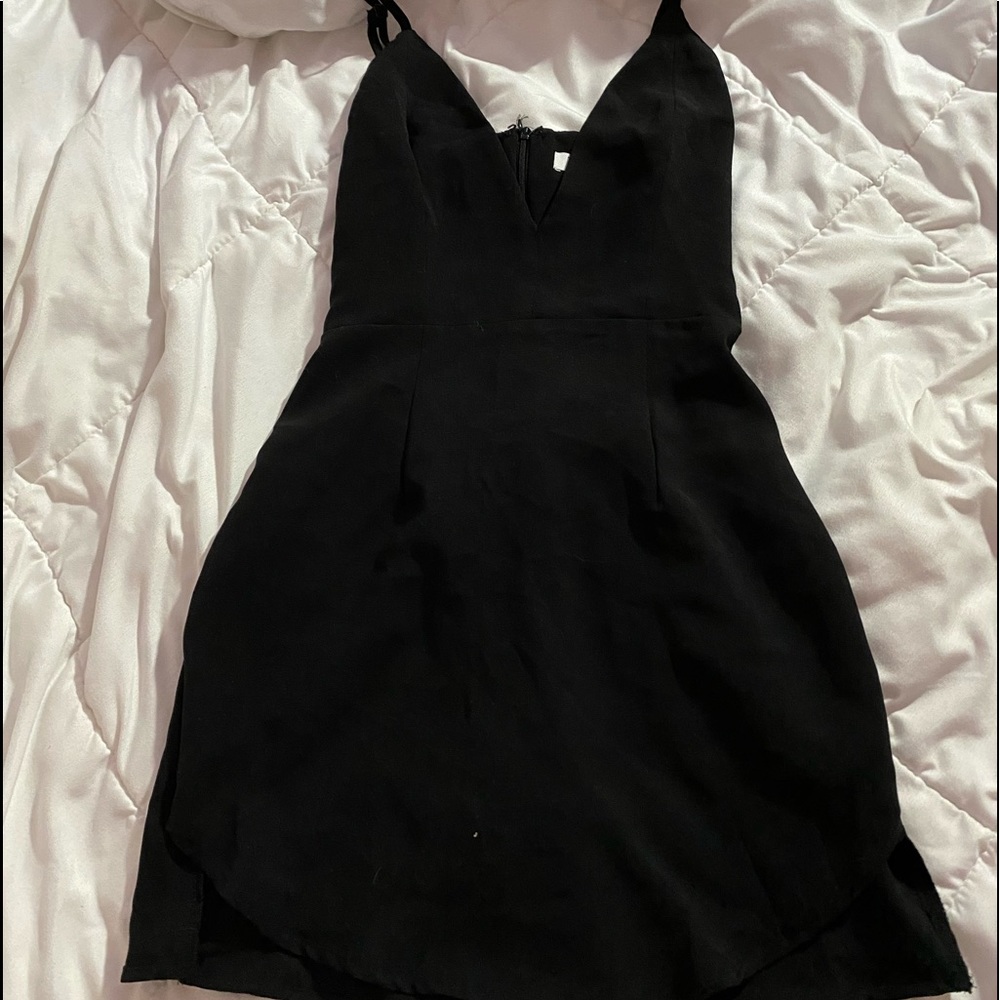 TOBI V Line Dress